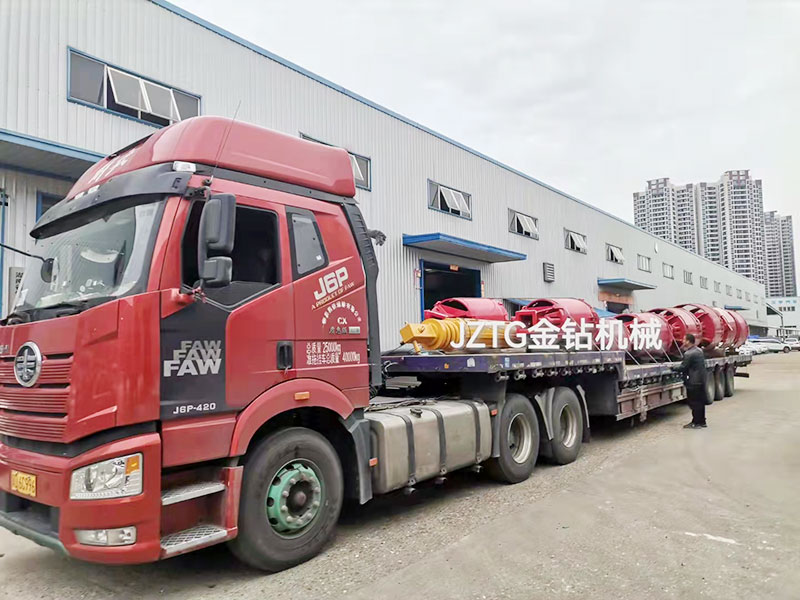 Batch of Drilling Buckets and Kelly Bar delivery to Middle East